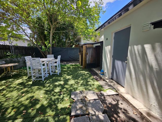 1732 SW 21st Terrace, Miami, FL 33145