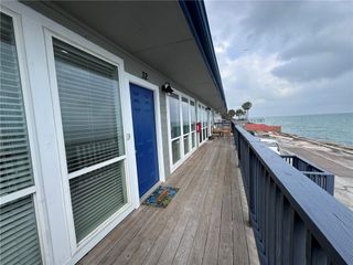 3402 Ocean Dr 32, Corpus Christi, TX 78411