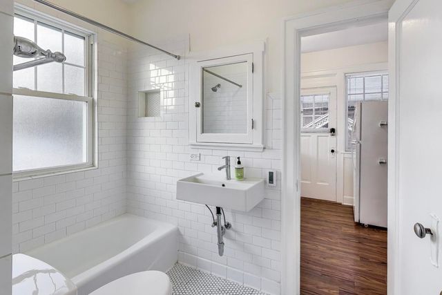 1632 Wesley Avenue, Evanston, IL 60201