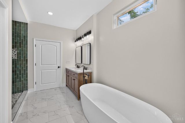8391 Dimmick Road, West Chester, OH 45241