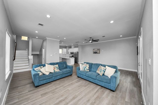 3327 Kilgore Street D, Houston, TX 77021