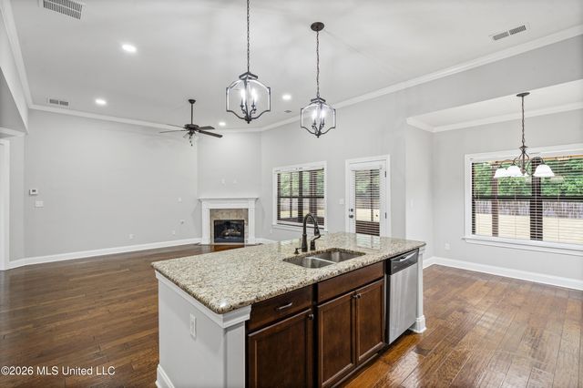 6455 Chippewa Drive, Olive Branch, MS 38654