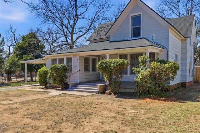 127 S Randlett Street, Hobart, OK 73651