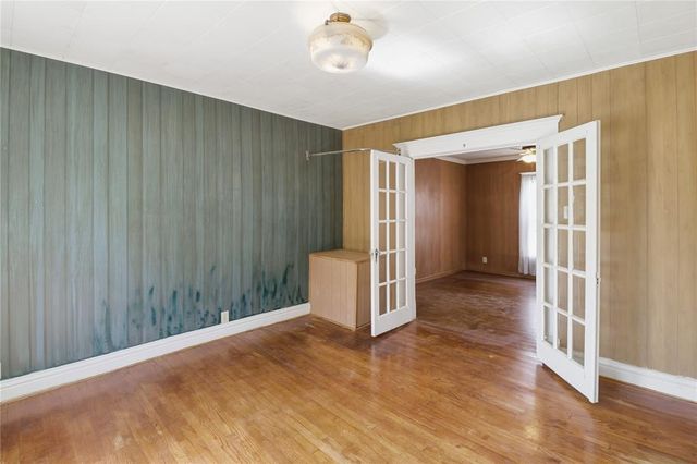 127 S Randlett Street, Hobart, OK 73651