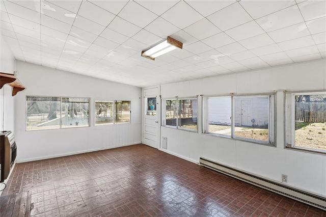 127 S Randlett Street, Hobart, OK 73651