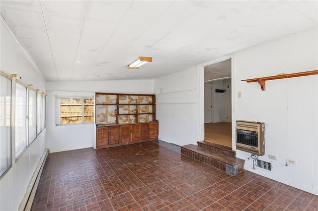 127 S Randlett Street, Hobart, OK 73651