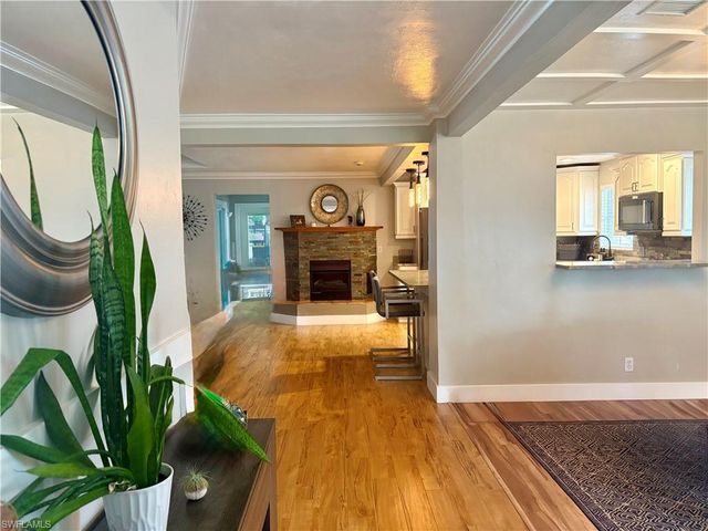 1343 Woodmere LN, Fort Myers, FL 33919