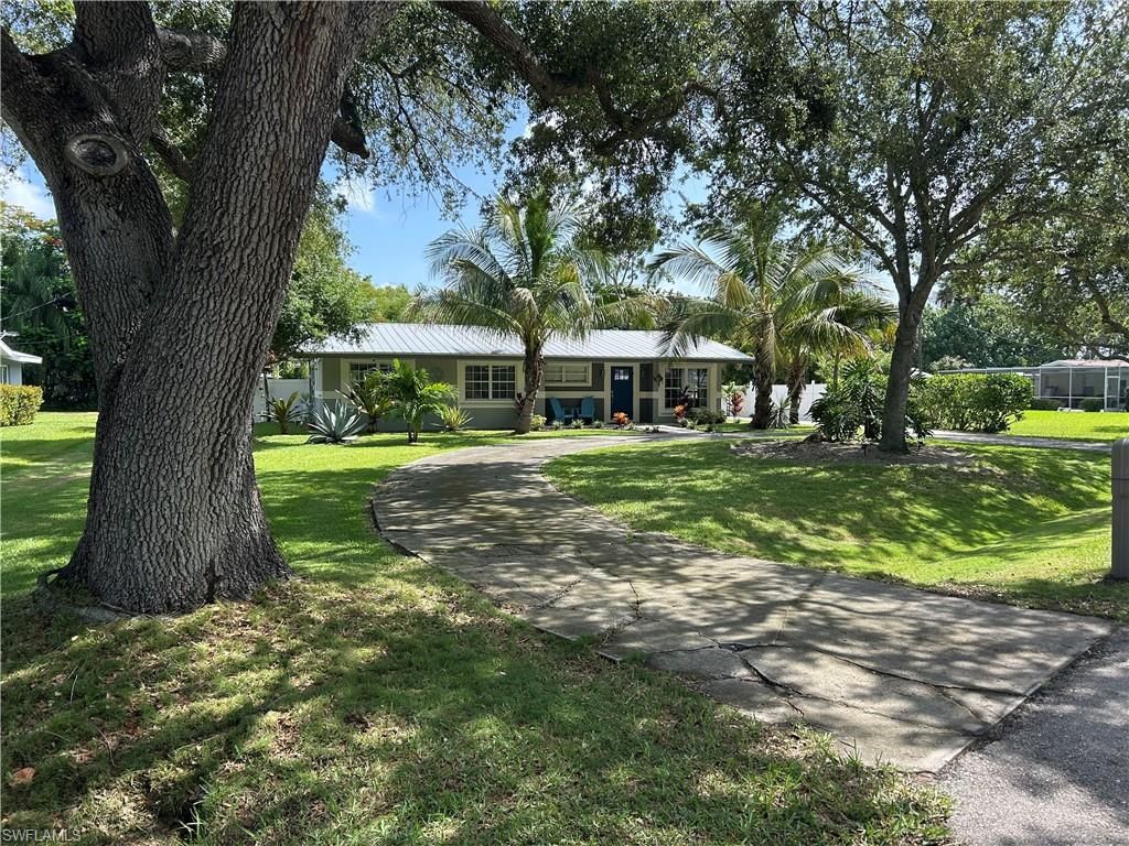 1343 Woodmere LN, Fort Myers, FL 33919