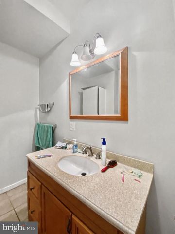 1934 N 7TH ST, Philadelphia, PA 19122