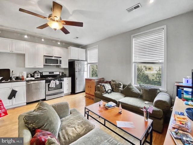 1934 N 7TH ST, Philadelphia, PA 19122