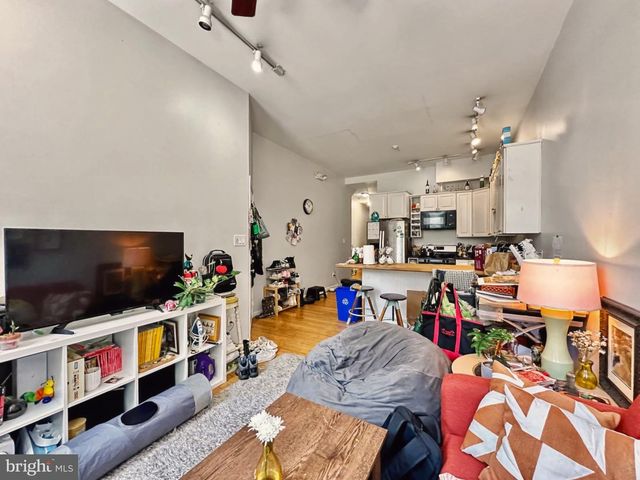 1934 N 7TH ST, Philadelphia, PA 19122