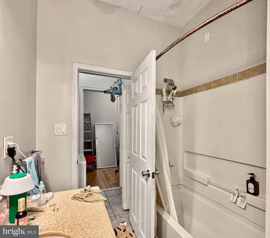 1934 N 7TH ST, Philadelphia, PA 19122