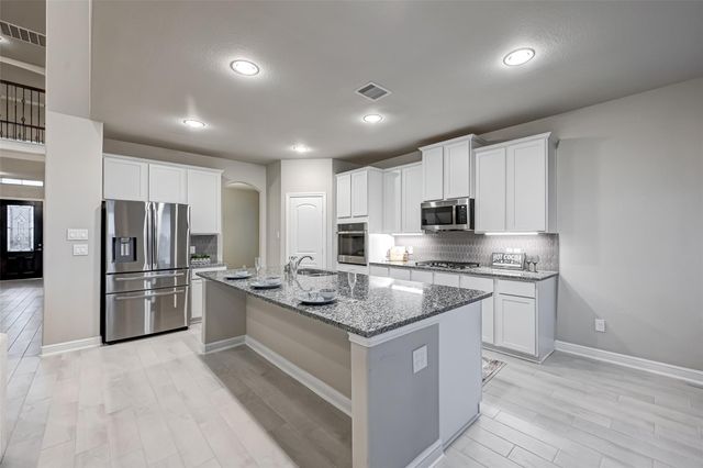 3327 Learning Tree Lane, Rosenberg, TX 77471