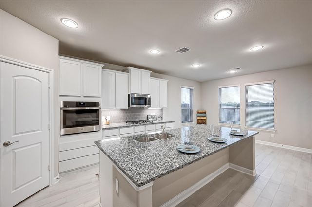 3327 Learning Tree Lane, Rosenberg, TX 77471