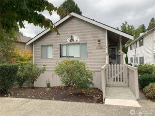 5229 Fauntleroy Way SW, Seattle, WA 98136