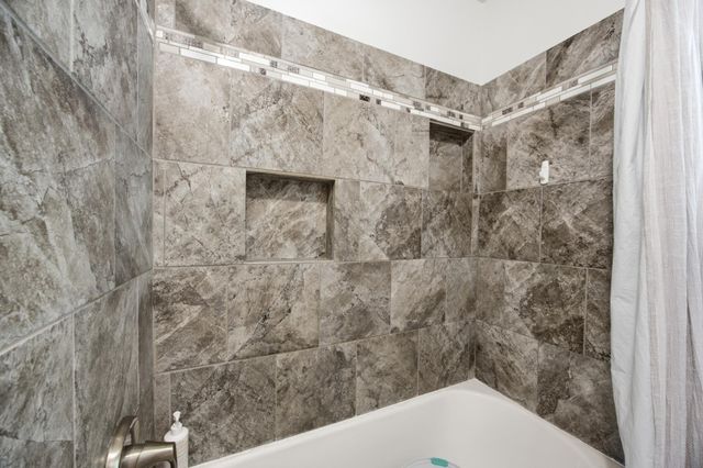 1719 18th Street S, Moorhead, MN 56560