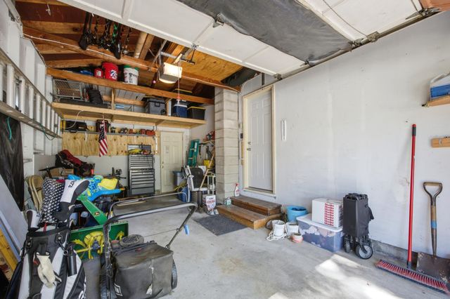 1719 18th Street S, Moorhead, MN 56560