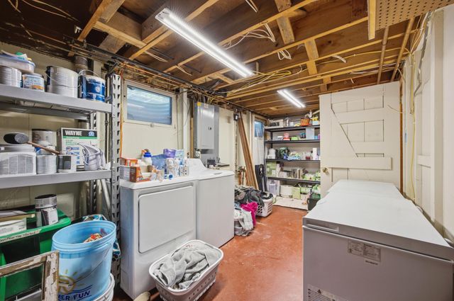 1719 18th Street S, Moorhead, MN 56560
