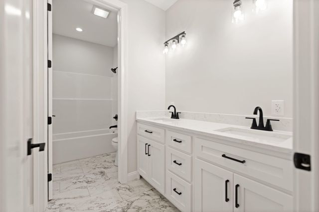 1150 Craig Crossing, Winchester, KY 40391