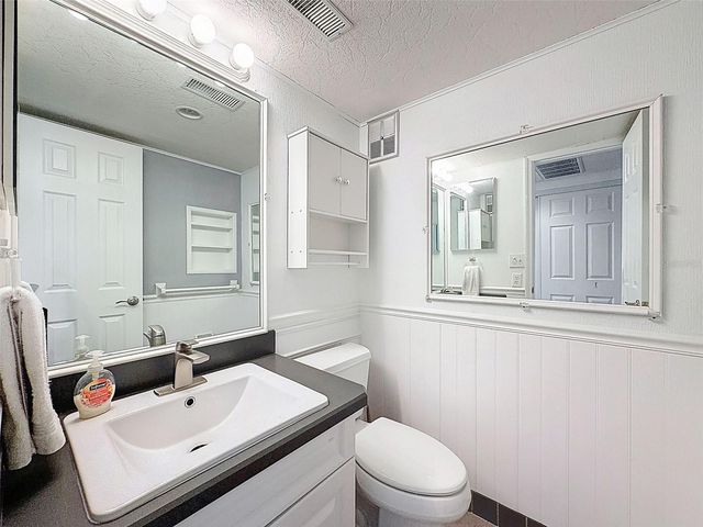 11832 BOYNTON LANE 24B, New Port Richey, FL 34654