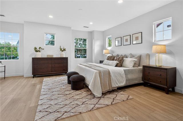 81 Zinnia Street, Ladera Ranch, CA 92694
