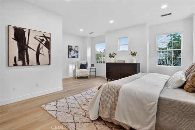81 Zinnia Street, Ladera Ranch, CA 92694