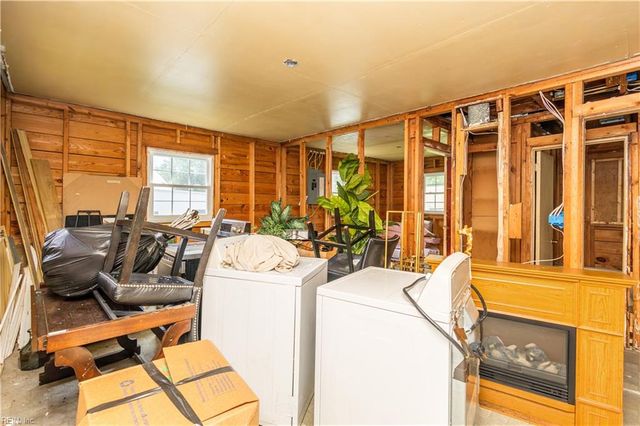 230 Mineral Spring RD, Suffolk, VA 23438