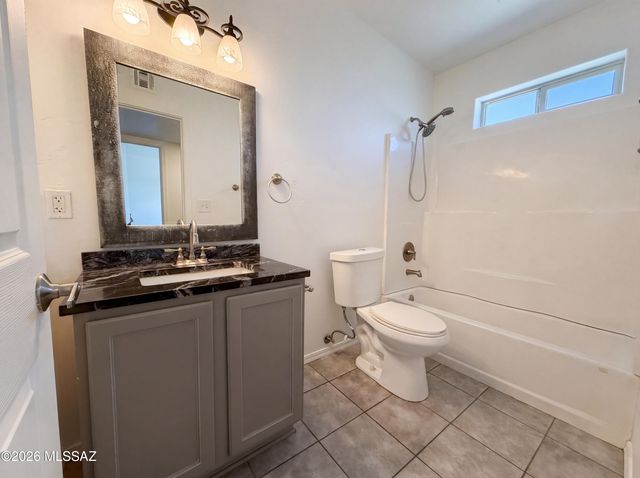 7102 S Vuelta De Tranquilidad, Tucson, AZ 85756