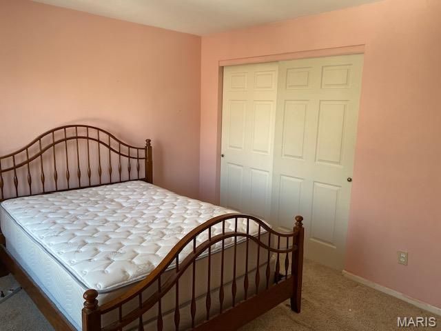 1021 Adworth Drive J, Unincorporated, MO 63125