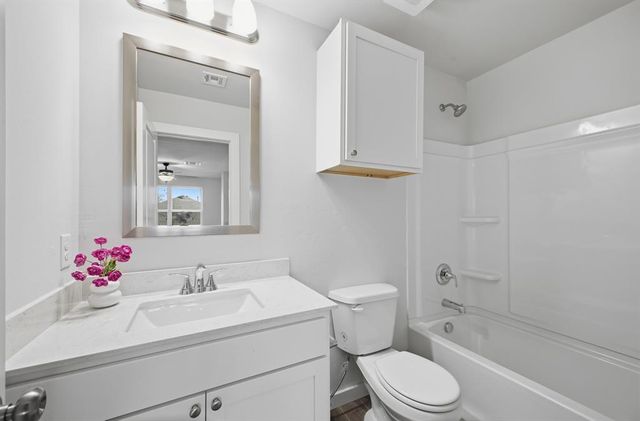 11201 Ward Road, Edmond, OK 73044