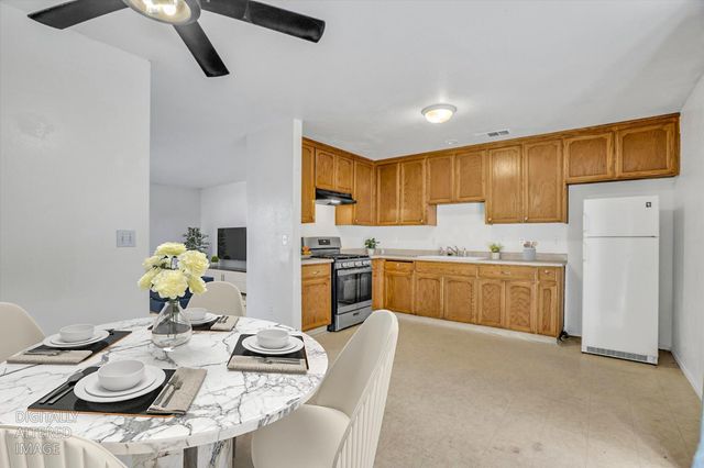 336 S Airport Way, Stockton, CA 95205