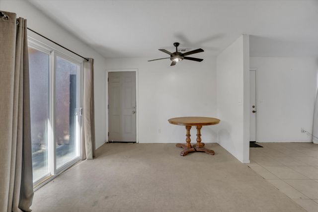 336 S Airport Way, Stockton, CA 95205