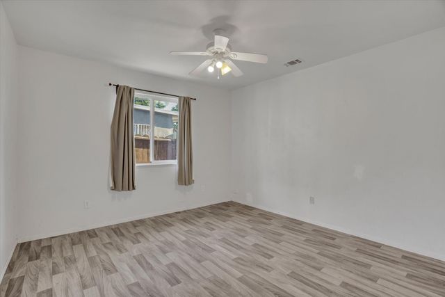 336 S Airport Way, Stockton, CA 95205