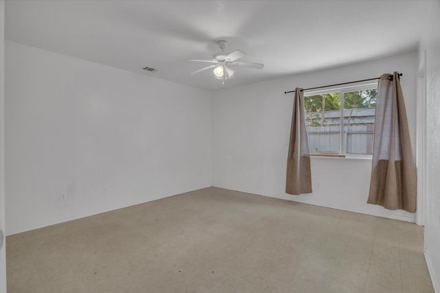 336 S Airport Way, Stockton, CA 95205
