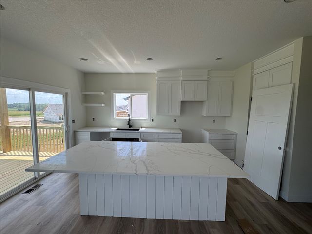 1647 20th Avenue SE, Altoona, IA 50009