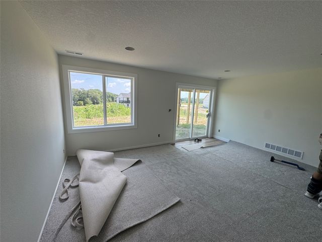 1647 20th Avenue SE, Altoona, IA 50009