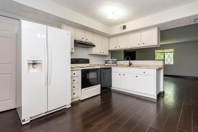 3248 Summertime Court, 19, Columbus, OH 43221