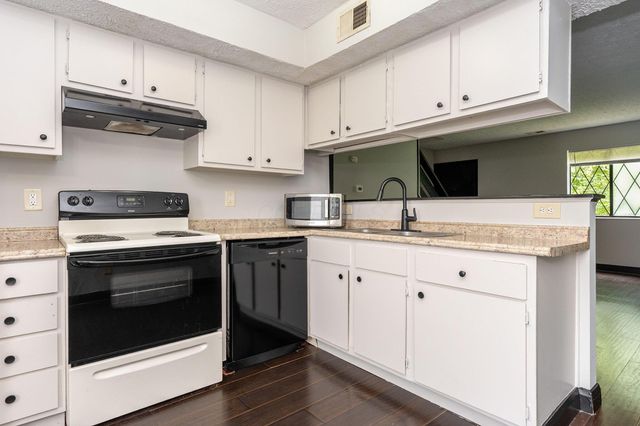 3248 Summertime Court, 19, Columbus, OH 43221