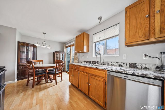 111 Mallane Lane 14B, Naugatuck, CT 06770