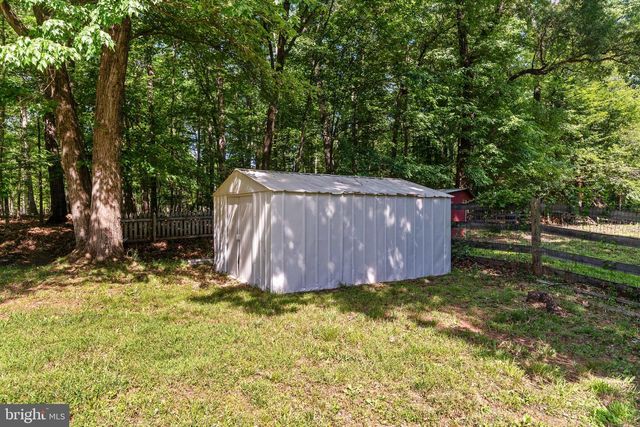 10080 GREENWICH WOOD DR, Nokesville, VA 20181