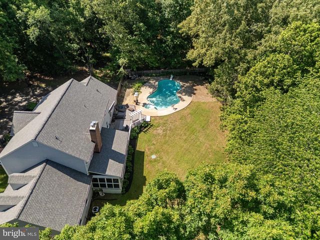 10080 GREENWICH WOOD DR, Nokesville, VA 20181
