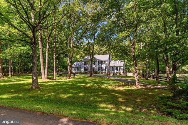 10080 GREENWICH WOOD DR, Nokesville, VA 20181