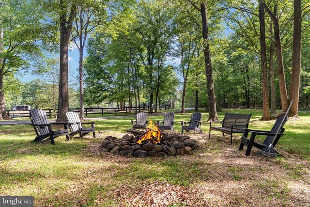 10080 GREENWICH WOOD DR, Nokesville, VA 20181