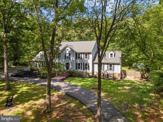 10080 GREENWICH WOOD DR, Nokesville, VA 20181