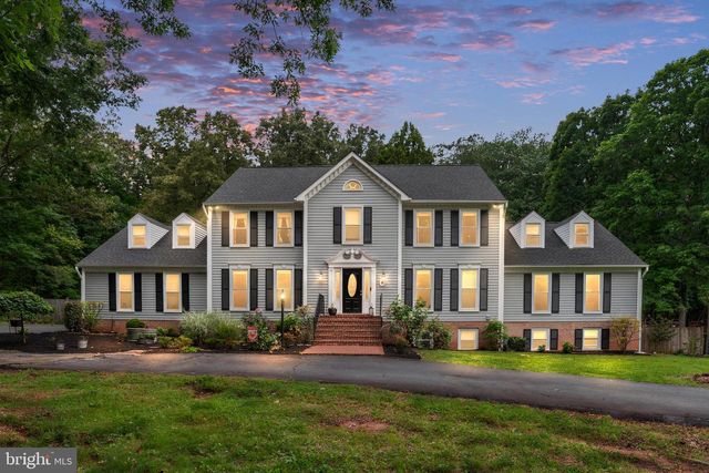 10080 GREENWICH WOOD DR, Nokesville, VA 20181