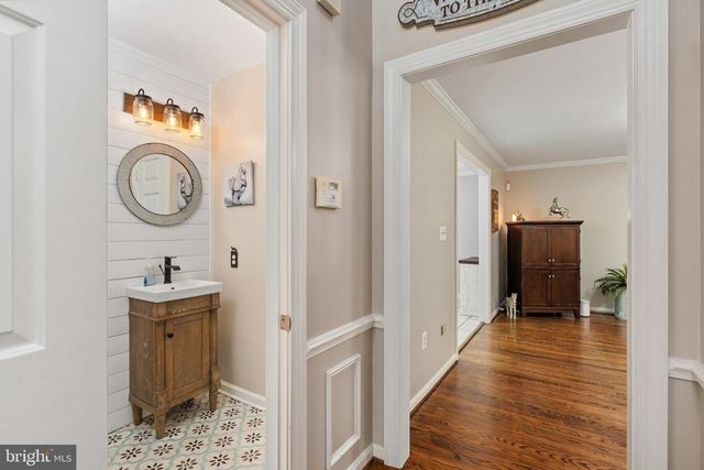 10080 GREENWICH WOOD DR, Nokesville, VA 20181