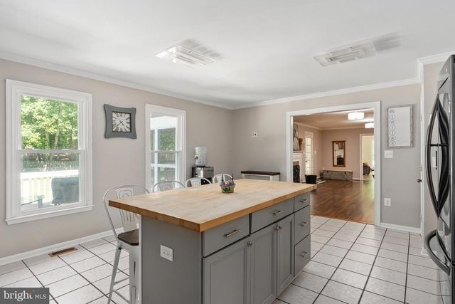 10080 GREENWICH WOOD DR, Nokesville, VA 20181
