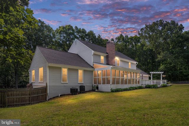10080 GREENWICH WOOD DR, Nokesville, VA 20181