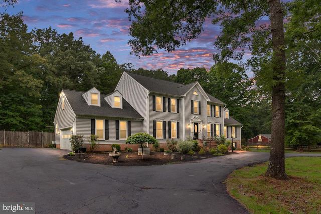 10080 GREENWICH WOOD DR, Nokesville, VA 20181
