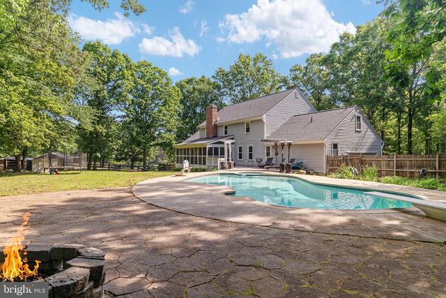 10080 GREENWICH WOOD DR, Nokesville, VA 20181